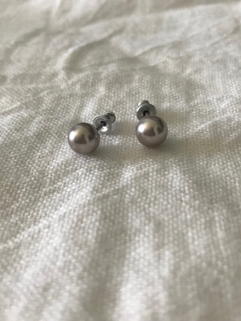 🌷2 for $5🌷Gray Purple Faux Pearl Stud Earrings Small Round Silver Tone Minimal